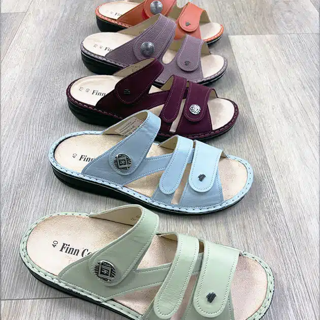 Orthopädie Peters Mit Finn Comfort mehr Farbe für den Frühling – mit Exklusiv-Beratung 1 Pantoletten von Finn Comfort