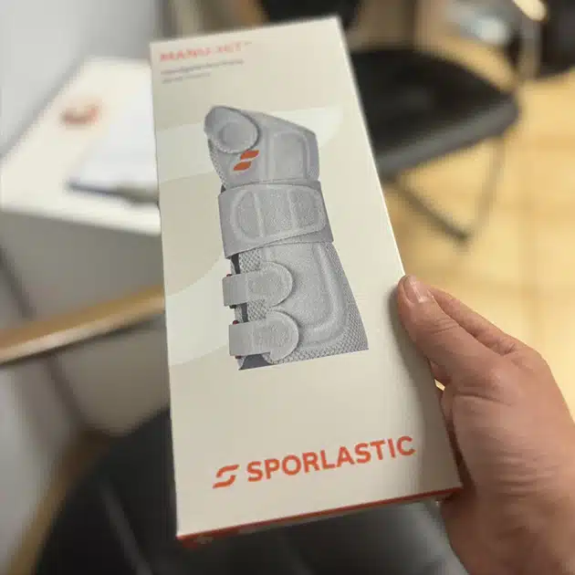 Orthopädie Peters Beim Orthopädieservice Peters steht der Mensch im Mittelpunkt. 2 Beim Orthopädieservice Peters steht der Mensch im Mittelpunkt. 1